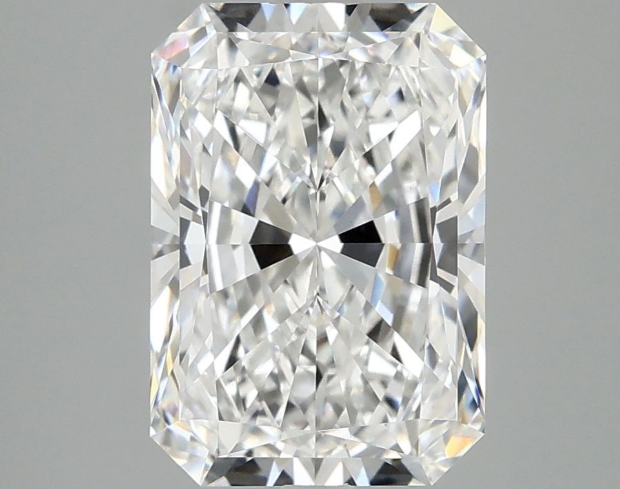 Loose Lab Diamond IGI Radiant 3.1ct E VVS2: Loose Lab Diamond IGI Radiant 3.1ct E VVS2 Loose Lab Diamond IGI Radiant, 3.1ct, Color E, Clarity VVS2, with excellent polish and symmetry; certified by IGI. Item Specifics: Source: This Is A Real