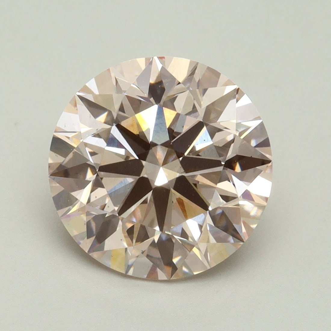 Loose Lab Diamond 4.07ct Fancy Pink VS2 - IGI Round: Loose Lab Diamond 4.07ct Fancy Pink VS2 - IGI Round Loose lab-grown diamond, 4.07ct Fancy Pink VS2, IGI certified, with excellent polish and symmetry, measuring 10.08 x 10.16 x 6.37 mm. Item