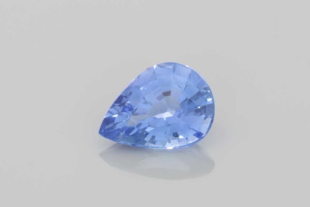 Loose Sapphire Gemstone 1.58ct Blue EC - Pear: Loose Sapphire Gemstone 1.58ct Blue EC - Pear Loose sapphire gemstone weighing 1.58ct, light blue color, EC clarity, heated treatment, with measurements of 9.01L x 6.77W mm; certification: other. Item