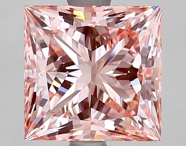 Loose Lab Diamond 2.07ct Fancy Vivid Pink VVS2 - IGI Princess: Loose Lab Diamond 2.07ct Fancy Vivid Pink VVS2 - IGI Princess Loose lab-grown diamond weighing 2.07ct, featuring a Fancy Vivid Pink color and VVS2 clarity, certified by IGI. Its measurements are