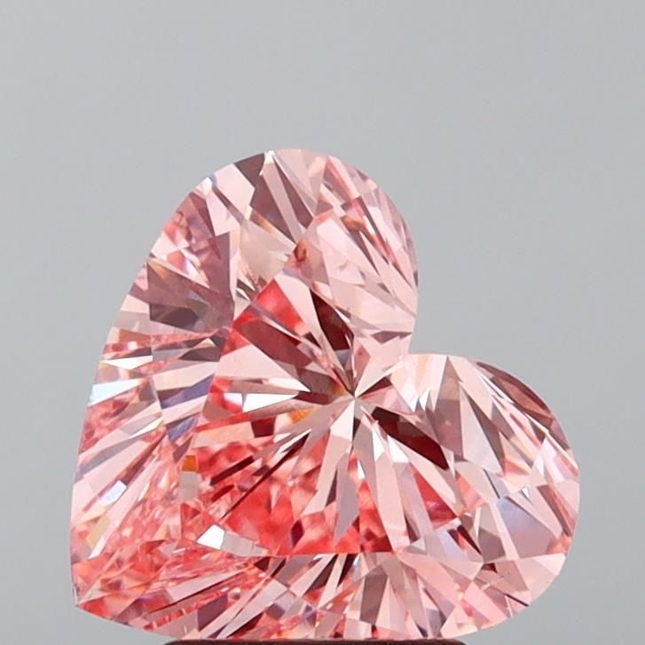 Loose Lab Diamond IGI Heart 3.12ct Fancy Vivid Pink VS2: Loose Lab Diamond IGI Heart 3.12ct Fancy Vivid Pink VS2 Loose lab-grown diamond weighing 3.12ct, fancy vivid pink color, clarity VS2, with excellent polish and symmetry, certified by IGI. Item