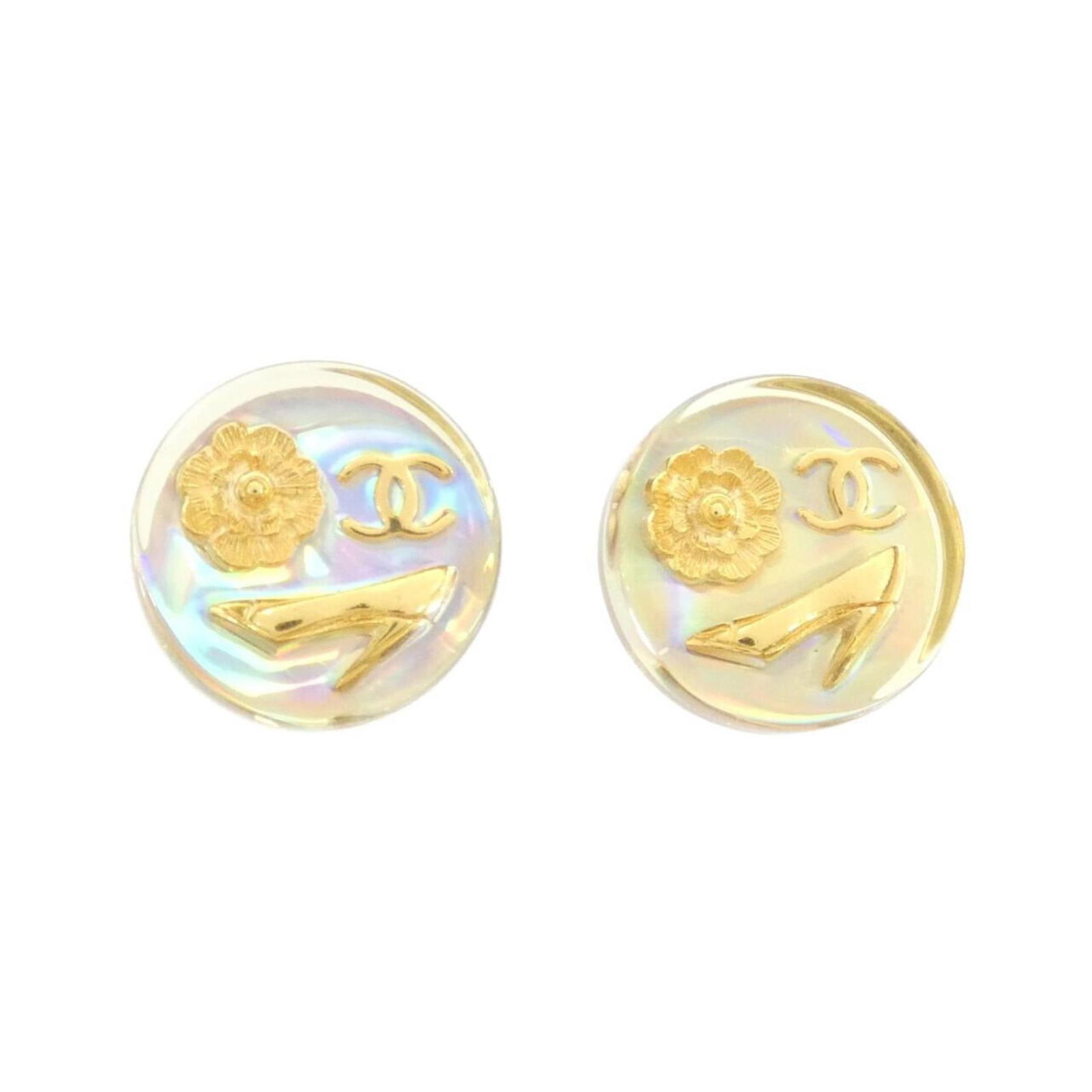 Earrings Chanel Clip: Earrings Chanel Clip Chanel Clip Earrings for women, measuring 23mm x 23mm, in clear color and very good used condition with minor traces of usage. Item Specifics: Brand: Chanel Type: Clip Earrings