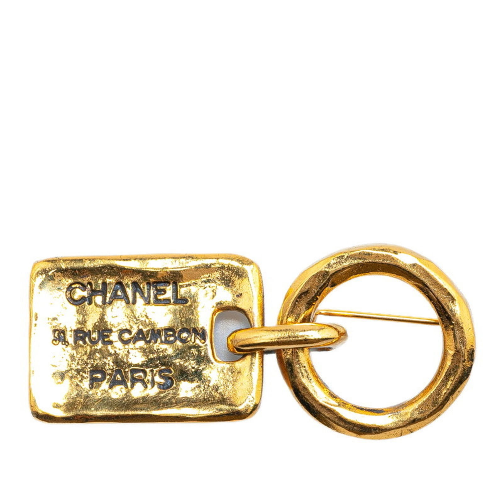Brooch Chanel: Brooch Chanel Chanel gold brooch for women, measures 5.7cm x 2.08cm; used condition with visible usage traces. Item Specifics: Brand: Chanel Type: Brooch Gender: Women Color: Gold Size (Hxwxd): 5.7cm