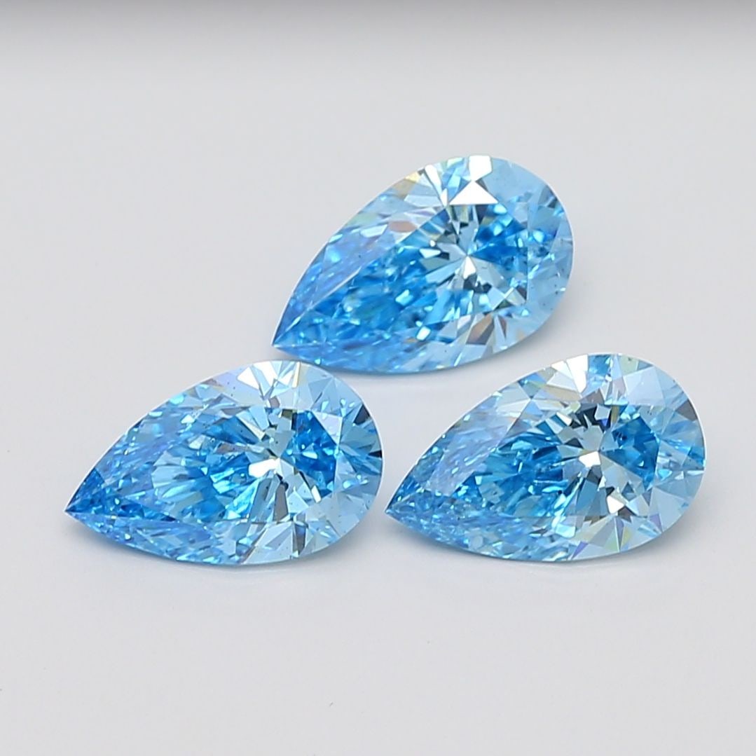 Loose Lab Diamond 1.56ct Fancy Vivid Blue SI1 - Pear: Loose Lab Diamond 1.56ct Fancy Vivid Blue SI1 - Pear Loose lab-grown diamond weighing 1.56ct, with a fancy vivid blue color and SI1 clarity; no certification provided. Item Specifics: Source: This
