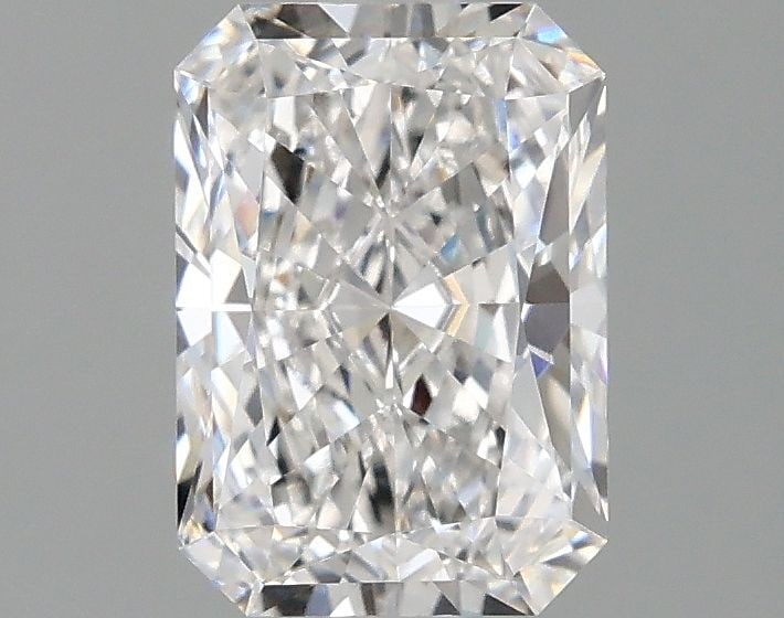 Loose Lab Diamond IGI Radiant 1.58ct D VVS2: Loose Lab Diamond IGI Radiant 1.58ct D VVS2 Loose lab-grown diamond, IGI certified, weighing 1.58 ct, with a radiant cut, D color, and VVS2 clarity. Measurements are 8.33L X 5.83W X 3.8H. Item