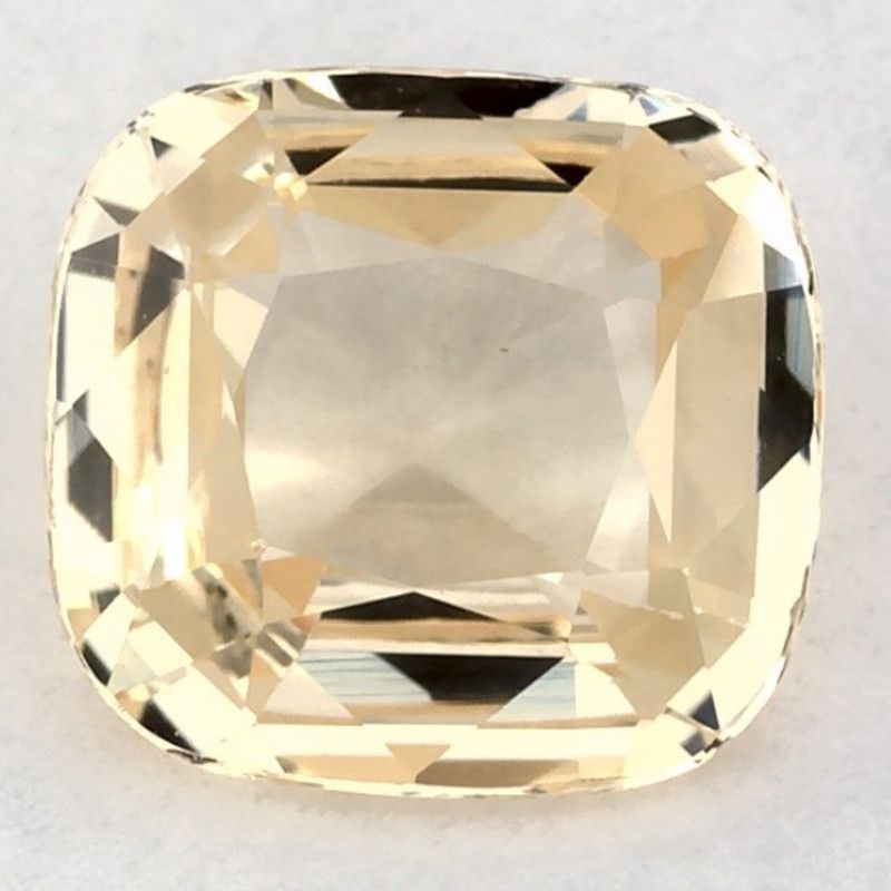 Loose Sapphire Gemstone Octagonal 1.21ct Yellow EC: Loose Sapphire Gemstone Octagonal 1.21ct Yellow EC Loose yellow sapphire gemstone, 1.21 ct, faceted cut, heated treatment, with dimensions of 6.42L x 5.5W, no certification available. Item