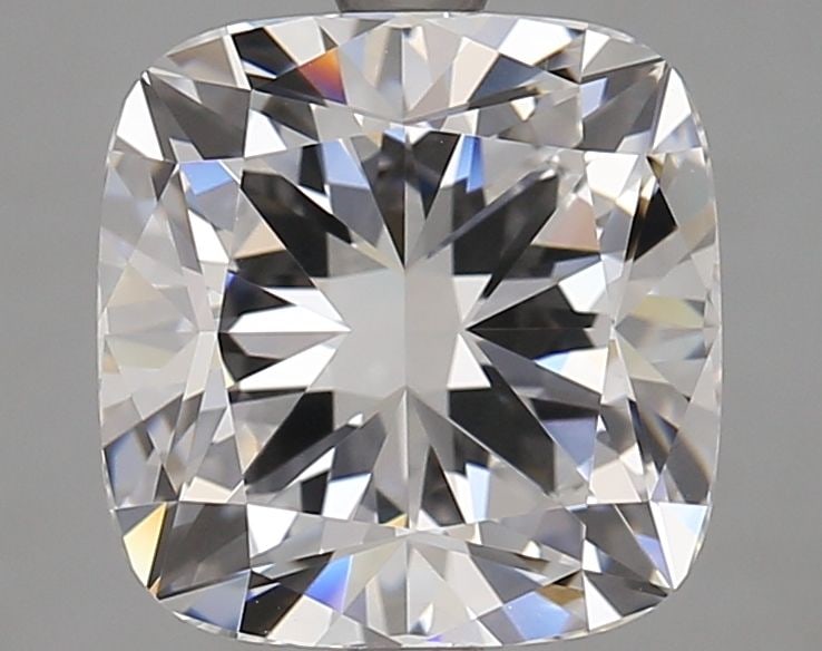 Loose Lab Diamond 4.03ct D VVS2 - GIA Cushion Brilliant: Loose Lab Diamond 4.03ct D VVS2 - GIA Cushion Brilliant Celine gold necklace for women, neck circumference adjustable from 42 cm to 47 cm, and a pendant size of 22mm x 14mm, in good used condition