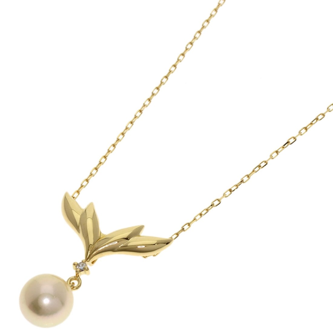 K18 Yellow Gold MIKIMOTO Pearl Diamond Necklace: K18 Yellow Gold MIKIMOTO Pearl Diamond Necklace MIKIMOTO K18 Yellow Gold necklace featuring a pearl, measures 15.5 inches in length, made in Japan. Item Specifics: Brand: MIKIMOTO Style: Necklace