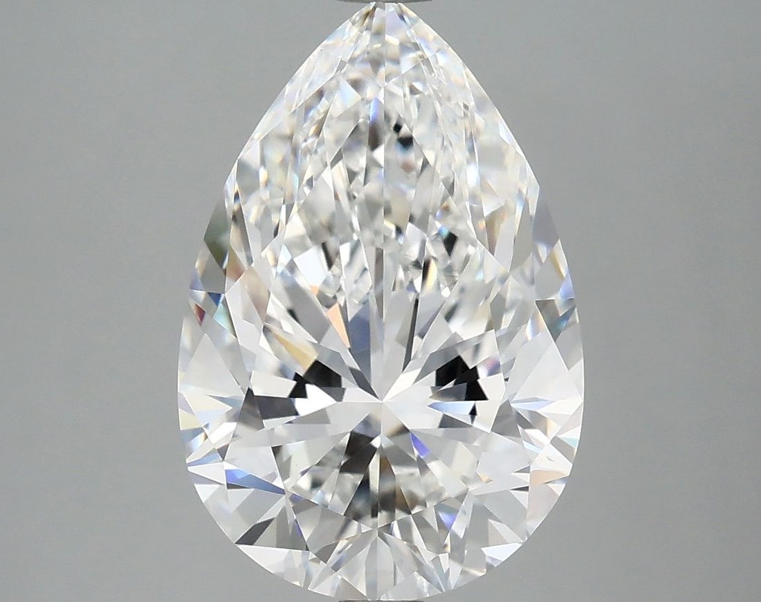 Loose Lab Diamond 4.1ct D VVS2 - IGI Pear: Loose Lab Diamond 4.1ct D VVS2 - IGI Pear Loose lab-created diamond weighing 4.1ct, pear cut, D color, VVS2 clarity, with excellent polish and symmetry, certified by IGI. Item Specifics: Source: