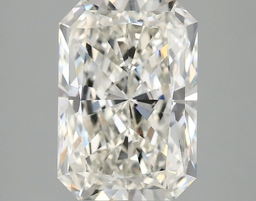 Loose Lab Diamond IGI Radiant 3.07ct H VS1: Loose Lab Diamond IGI Radiant 3.07ct H VS1 Loose Lab Diamond, IGI certified, weighing 3.07ct with an H color, VS1 clarity, and measurements of 10.32L x 7.11W x 4.84H. Item Specifics: Source: This Is