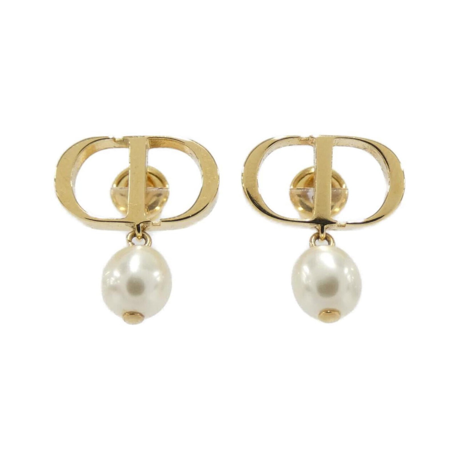 Stud Earrings Christian Dior: Stud Earrings Christian Dior These stud earrings by Christian Dior are made of gold and white materials, measuring 17.00mm x 14.00mm, and are in very good used condition with some scratches. Item