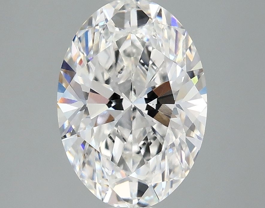 Loose Lab Diamond IGI Oval 2.1ct E VS1: Loose Lab Diamond IGI Oval 2.1ct E VS1 Loose lab-grown diamond weighing 2.1ct, oval cut, E color, and VS1 clarity; IGI certified with dimensions of 10.25L x 7.23W x 4.54H. Item Specifics: Source: