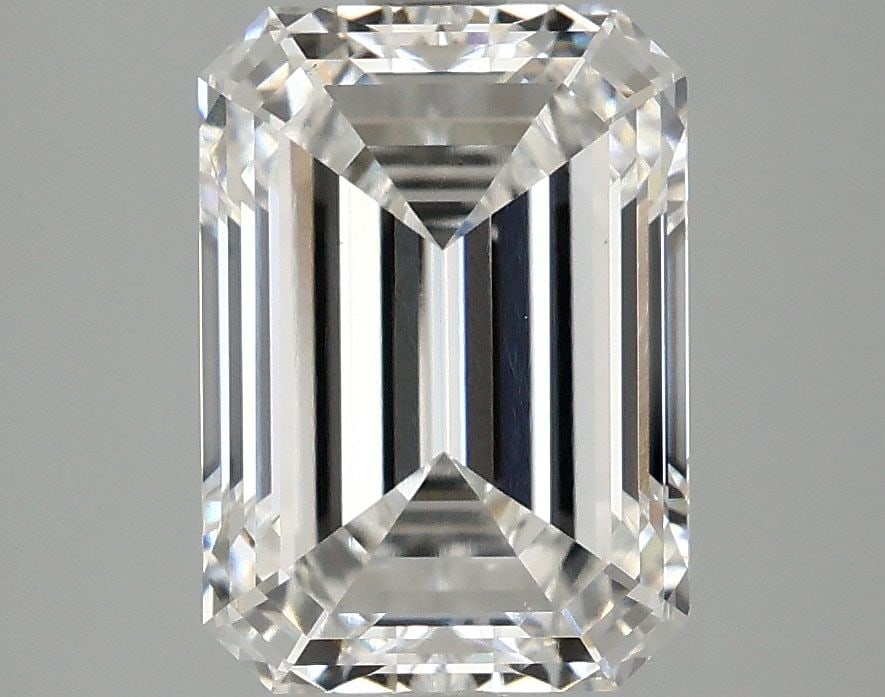 IGI Emerald Loose Lab Diamond 3.09ct D VS1: IGI Emerald Loose Lab Diamond 3.09ct D VS1 IGI Emerald Loose Lab Diamond at 3.09ct with D color and VS1 clarity, polished and symmetrical to excellent standards, and certified by IGI. Item