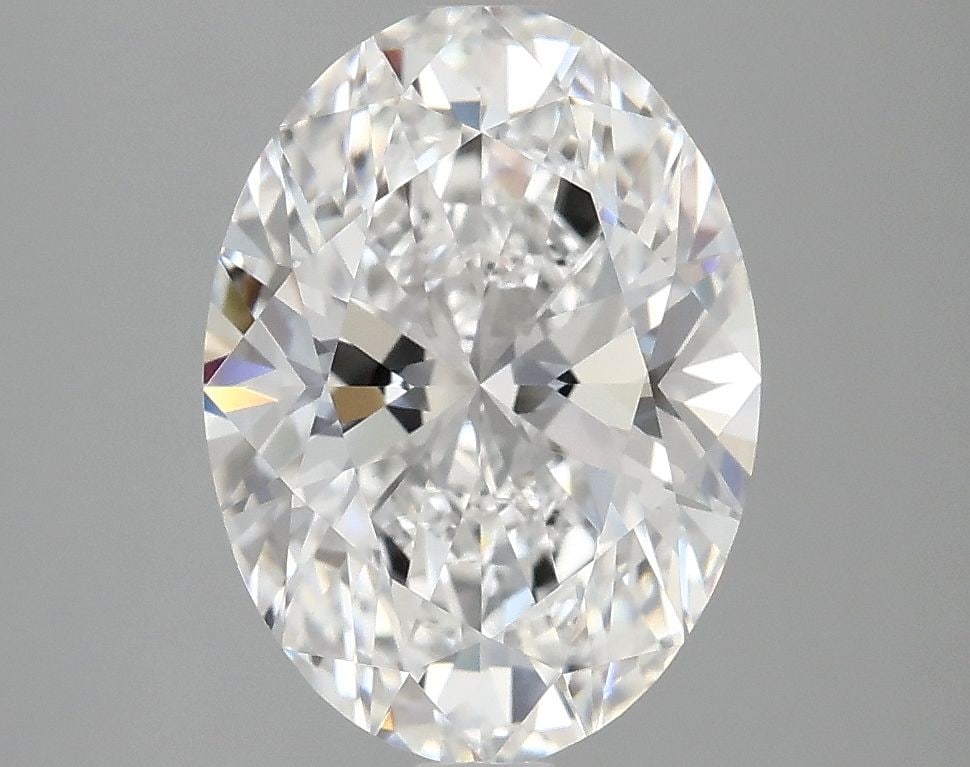 Loose Lab Diamond IGI Oval 3.09ct E VVS2: Loose Lab Diamond IGI Oval 3.09ct E VVS2 Christian Dior Charm Bracelet in gold, marked as used with traces of usage but in good condition for continued wear. Item Specifics: Source: This Is A Real