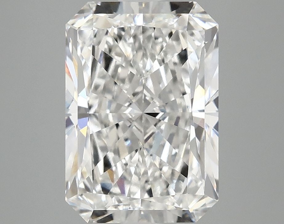 Loose Lab Diamond IGI Radiant 3.46ct E VS1: Loose Lab Diamond IGI Radiant 3.46ct E VS1 Loose lab-grown diamond with a carat weight of 3.46ct, color E, clarity VS1, and certified by IGI. Measurements: 10.73L x 7.38W x 4.92H. Item Specifics: