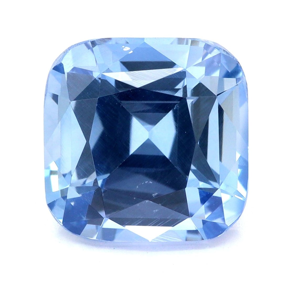 Loose Sapphire Gemstone GIA Cushion 4.1ct Blue EC: Loose Sapphire Gemstone GIA Cushion 4.1ct Blue EC Loose GIA-certified sapphire gemstone in cushion cut, weighing 4.1ct, blue in color, faceted, and heated treatment. Measurements: 8.53L x 8.5W. Item