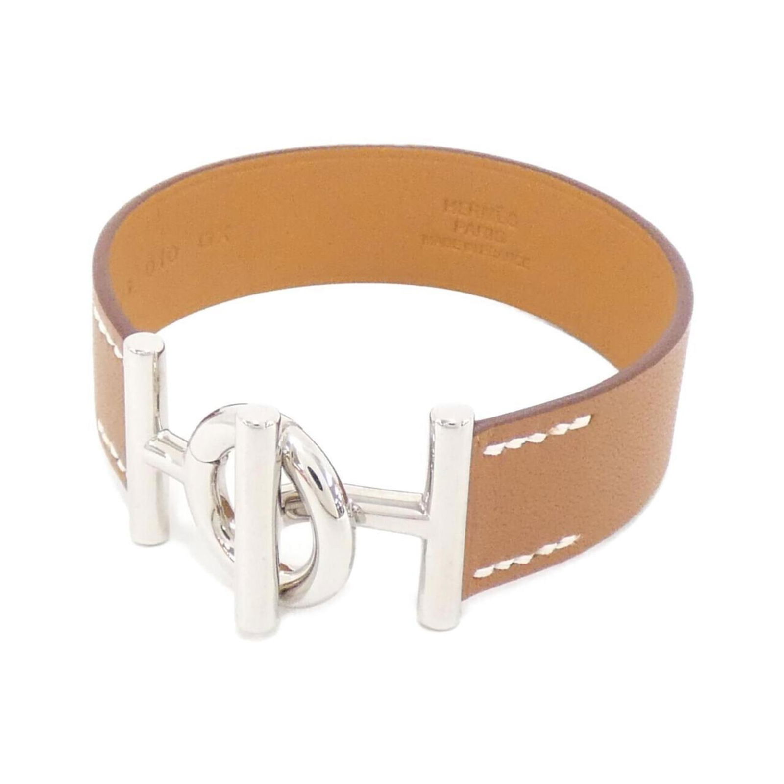 Charm Bracelet Hermes: Charm Bracelet Hermes Loose lab-grown diamond weighing 2.04ct, with fancy intense yellow color, clarity VS1, certified by IGI, dimensions 8.23L x 6.18W x 4.33H. Item Specifics: Brand: Hermes Type: