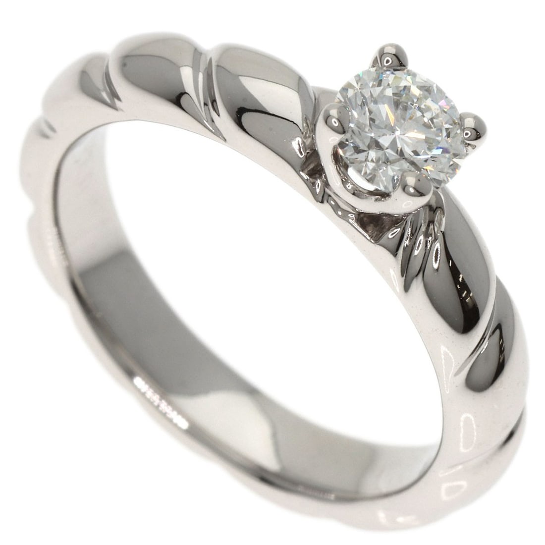Platinum PT950 Chaumet Torsade Diamond Ring: Platinum PT950 Chaumet Torsade Diamond Ring Loose lab-grown diamond weighing 1.99ct, color E, clarity VS1, certified by IGI, with dimensions 13.72L x 6.57W x 3.97H. Item Specifics: Brand: Chaumet