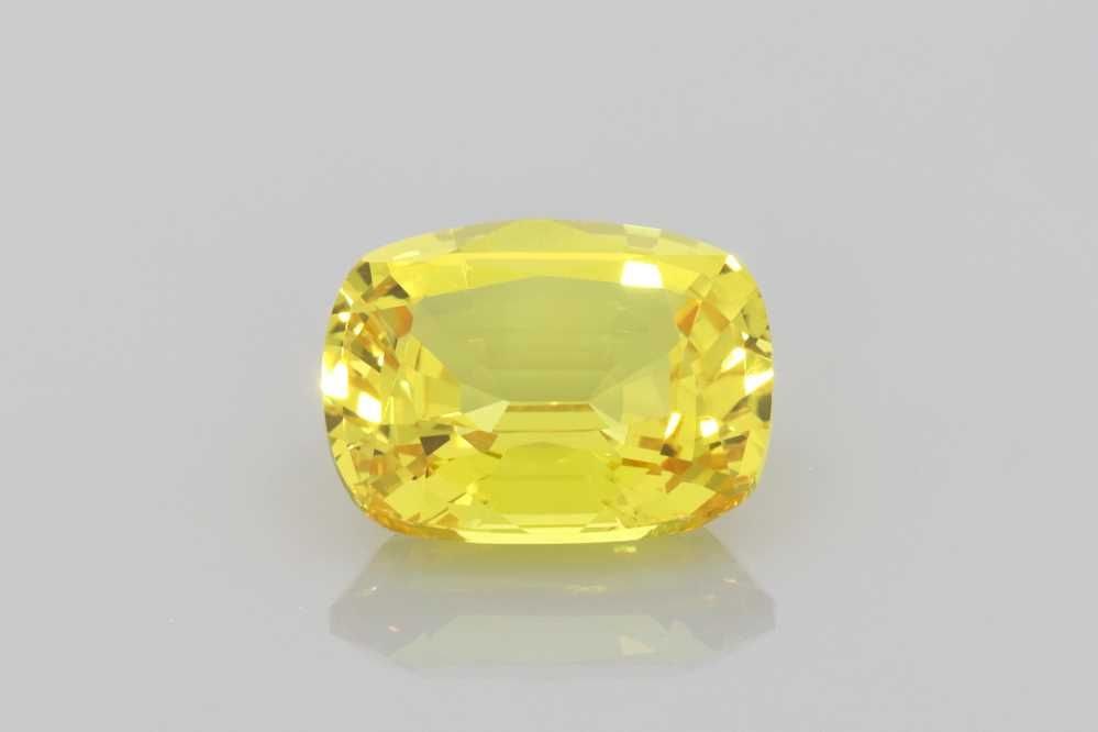 Loose Sapphire Gemstone Cushion 3.24ct Yellow EC: Loose Sapphire Gemstone Cushion 3.24ct Yellow EC Loose Sapphire Gemstone, 3.24ct, Vivid Yellow, EC clarity, faceted, diffusion treatment, measurements 9.7L x 7.5W, no certification. Item Specifics: