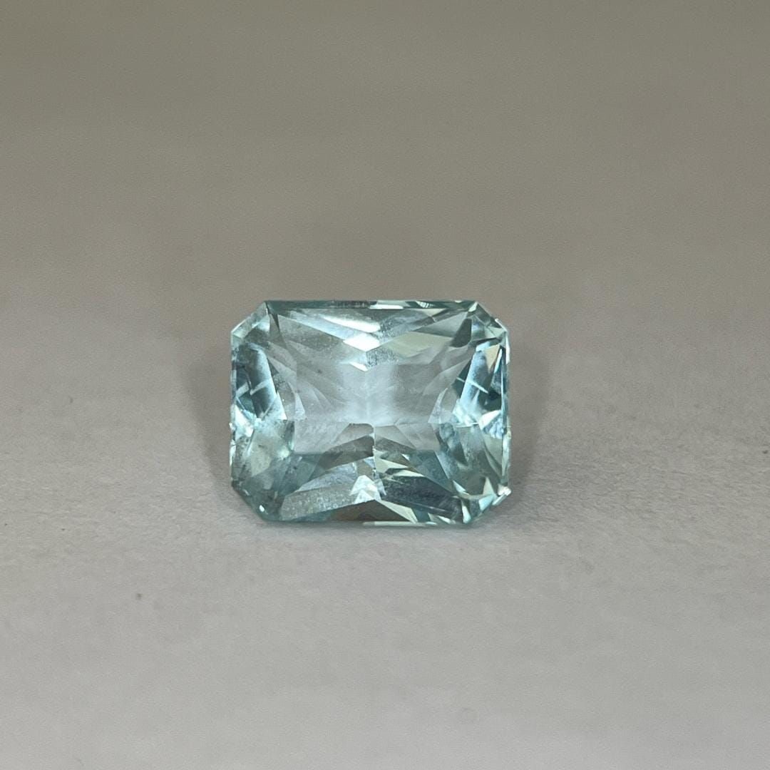 Loose Emerald 3.06ct Blue SI Aquamarine Gemstone (1 of 1)