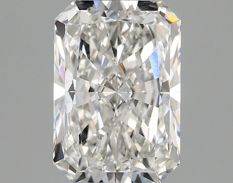 Loose Lab Diamond IGI Radiant 1.58ct G VS1: Loose Lab Diamond IGI Radiant 1.58ct G VS1 Loose lab-grown diamond of 1.58ct, featuring G color and VS1 clarity, certified by IGI. The measurements are 8.24L x 5.68W x 3.8H. Item Specifics: Source: