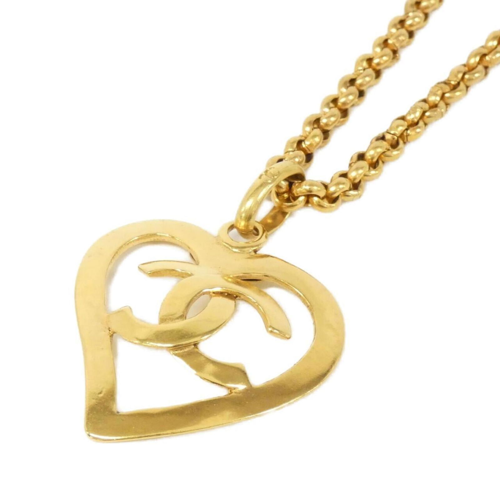 CHANEL: CHANEL This Chanel Necklace is gold in color, measures 56cm in neck circumference, and has a pendant size of 40mm x 40mm, in very good used condition. Item Specifics: Brand: Chanel Necklace Type: Neck