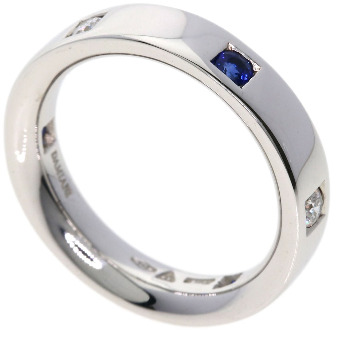 Damiani Ring K18 White Gold 3P Sapphire 2P Diamond: Damiani Ring K18 White Gold 3P Sapphire 2P Diamond Damiani Ring crafted from K18 white gold, ring size 5 (US), featuring three sapphires and two diamonds, made in Italy. Item Specifics: Brand: