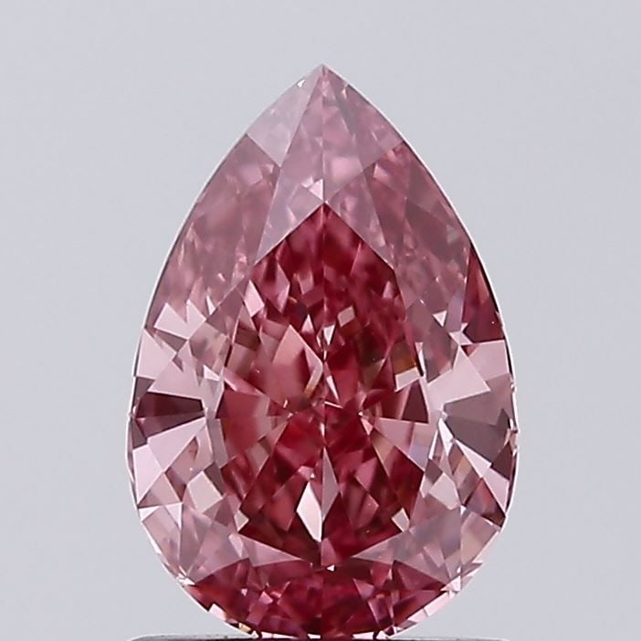 Loose Lab Diamond Pear 1.24ct Fancy Vivid Pink VVS2: Loose Lab Diamond Pear 1.24ct Fancy Vivid Pink VVS2 Loose Lab Diamond pear shape of 1.24ct, featuring a Fancy Vivid Pink color and VVS2 clarity, with excellent polish and symmetry, measuring 8.47L x