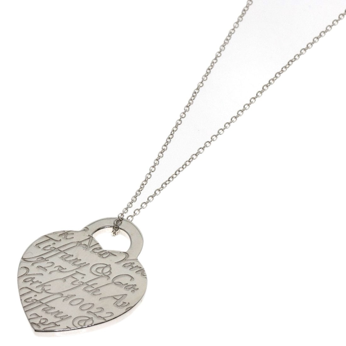 Silver Heart Necklace TIFFANY&Co. Notes: Silver Heart Necklace TIFFANY&Co. Notes Silver heart necklace by TIFFANY&Co., 15.9 inches long, made in the United States, no main stone. Item Specifics: Brand: TIFFANY&Co. Style: Necklace Material: