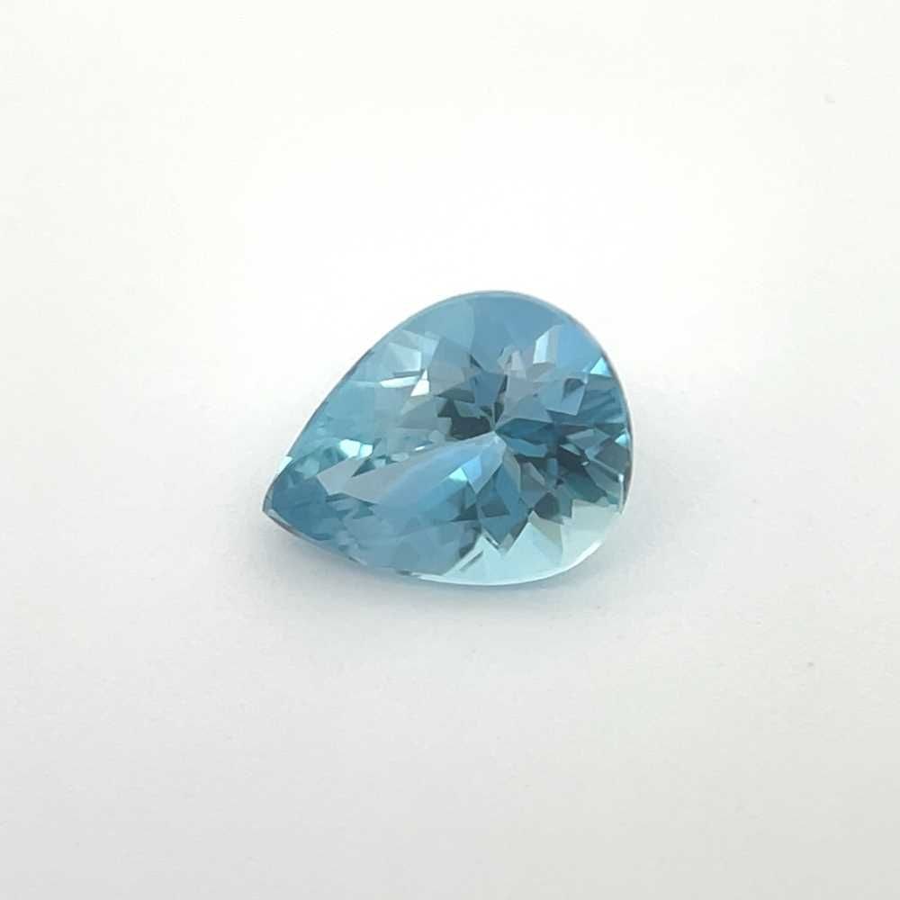 Loose Aquamarine Gemstone GGL Pear 1.84ct Blue EC: Loose Aquamarine Gemstone GGL Pear 1.84ct Blue EC Loose aquamarine gemstone weighing 1.84ct, deep blue in color and EC clarity, with no treatments and measuring 9.91L x 7.64W. Item Specifics: Type: Aq