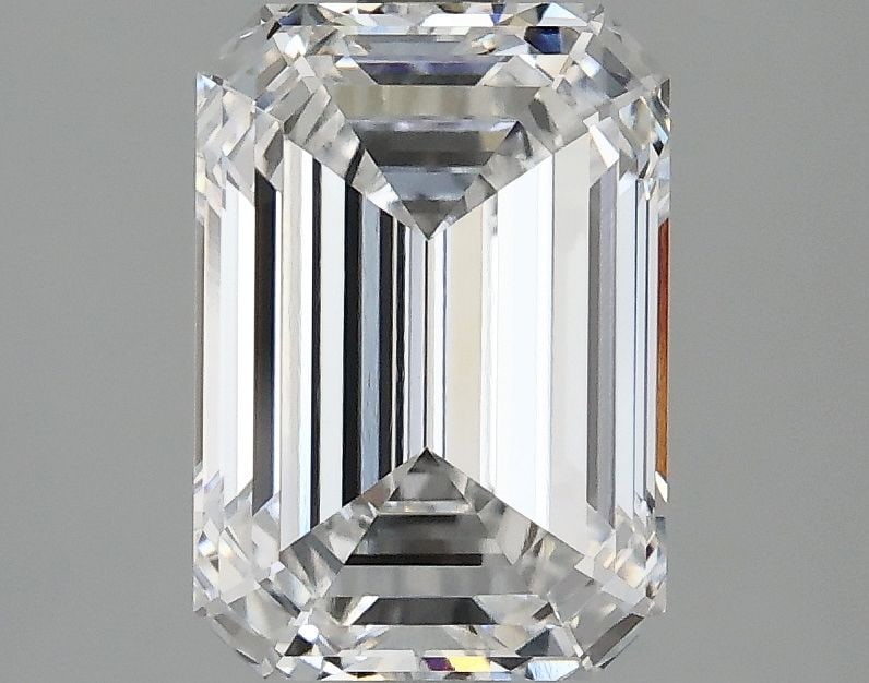 IGI Emerald 2.55ct D VVS2 Lab Diamond - Loose: IGI Emerald 2.55ct D VVS2 Lab Diamond - Loose Loose lab-grown emerald diamond weighing 2.55 carats, color D, clarity VVS2, with IGI certification, and excellent polish and symmetry. Item Specifics: