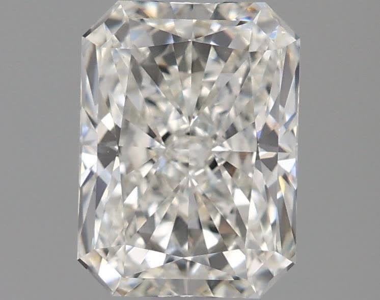 Loose Lab Diamond IGI Radiant 1.56ct G VVS2: Loose Lab Diamond IGI Radiant 1.56ct G VVS2 Loose lab diamond weighing 1.56 carats, radiant cut in G color with VVS2 clarity, certified by IGI, measuring 7.95L x 5.82W x 3.89H mm. Item Specifics: