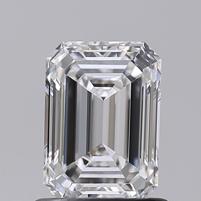 Loose Lab Diamond IGI Emerald 1.01ct E IF: Loose Lab Diamond IGI Emerald 1.01ct E IF Loose lab-grown diamond weighing 1.01 carats, certified by IGI, with an emerald cut, E color, and IF clarity. Measurements are 6.7L x 4.8W x 3.14H. Item Speci