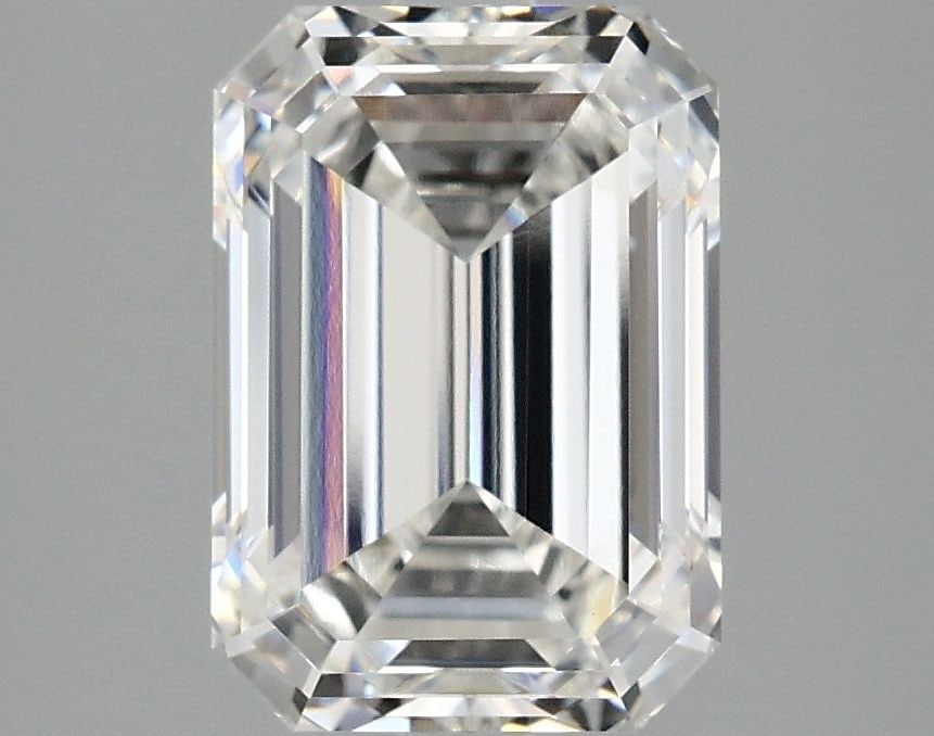 Loose Lab Diamond 2.9ct E VVS2 - IGI Emerald: Loose Lab Diamond 2.9ct E VVS2 - IGI Emerald A 2.9ct lab-grown diamond (E VVS2) with IGI certification, featuring measurements of 9.6L x 6.74W x 4.55H. Item Specifics: Source: This Is A Real Diamond G