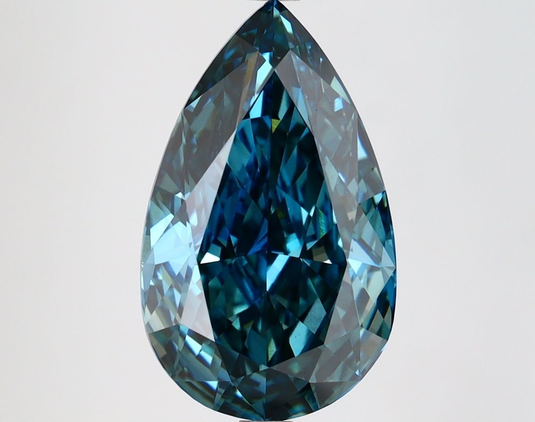 Loose Lab Diamond IGI Pear 4.55ct Fancy Vivid Blue VS1: Loose Lab Diamond IGI Pear 4.55ct Fancy Vivid Blue VS1 Lab-grown loose diamond weighing 4.55 ct, featuring a Fancy Vivid Blue color and VS1 clarity, with excellent polish and symmetry. Certified by