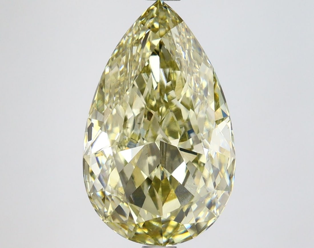 Loose Lab Diamond 4.52ct Pear Fancy Gray Yellow VS1: Loose Lab Diamond 4.52ct Pear Fancy Gray Yellow VS1 Loose Lab Diamond, 4.52ct Pear shaped in Fancy Gray Yellow with VS1 clarity, certified by IGI, exhibiting excellent polish and symmetry. Item