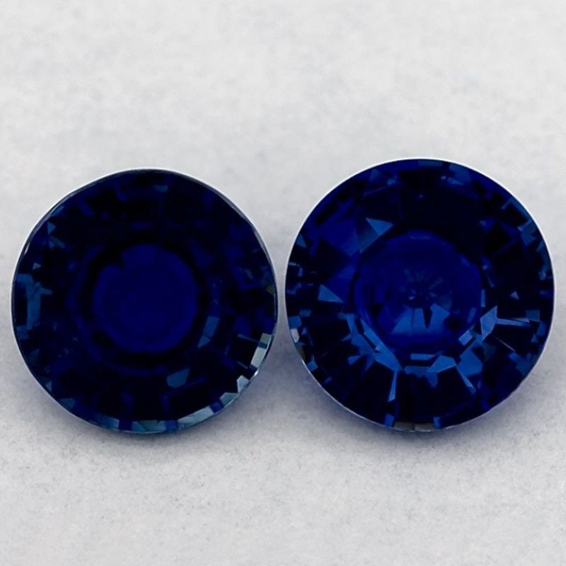 Loose Sapphire Gemstone 2.54ct Round Blue EC: Loose Sapphire Gemstone 2.54ct Round Blue EC Loose 2.54ct round blue sapphire gemstone, faceted cut with EC clarity, heated treatment, measuring 6.78L x 6.78W, no certification. Item Specifics: