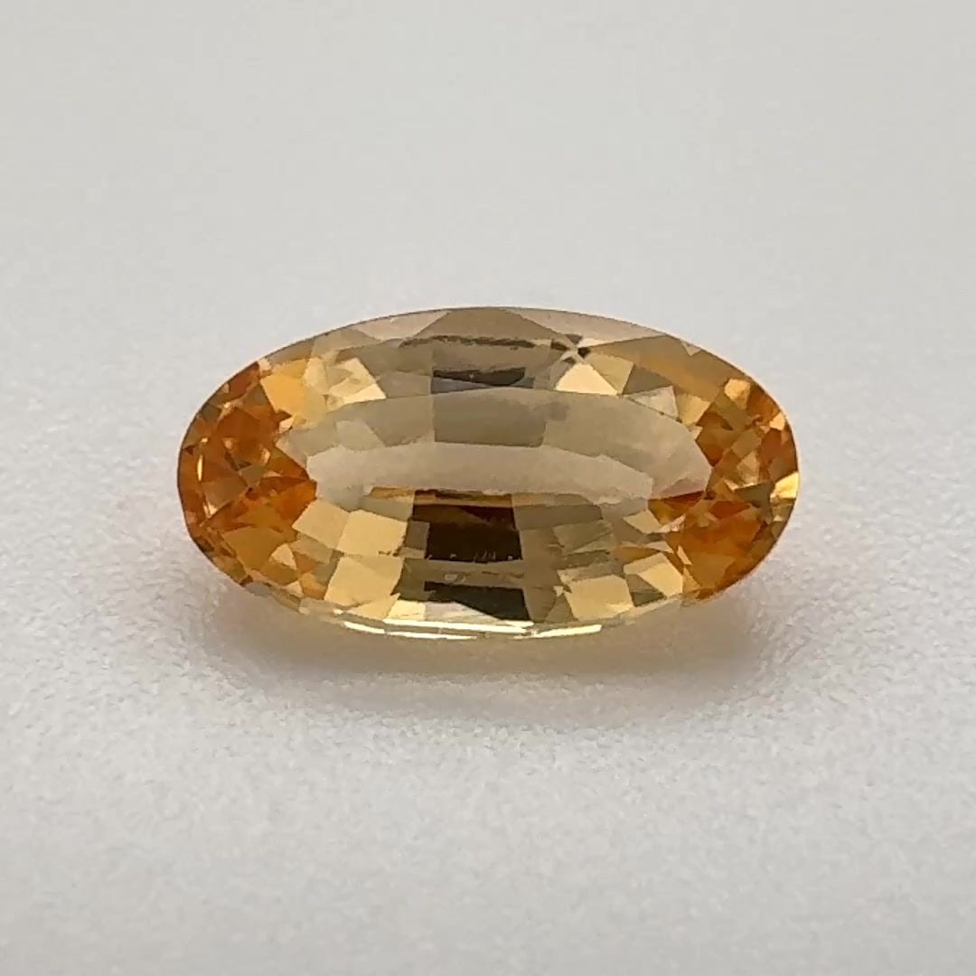 Loose Topaz Gemstone Oval 1.425ct Orange EC: Loose Topaz Gemstone Oval 1.425ct Orange EC Loose Topaz Gemstone, oval shape, 1.425ct, orange in color with EC clarity, unheat-treated; no certification. Item Specifics: Type: Topaz Carat: 1.425