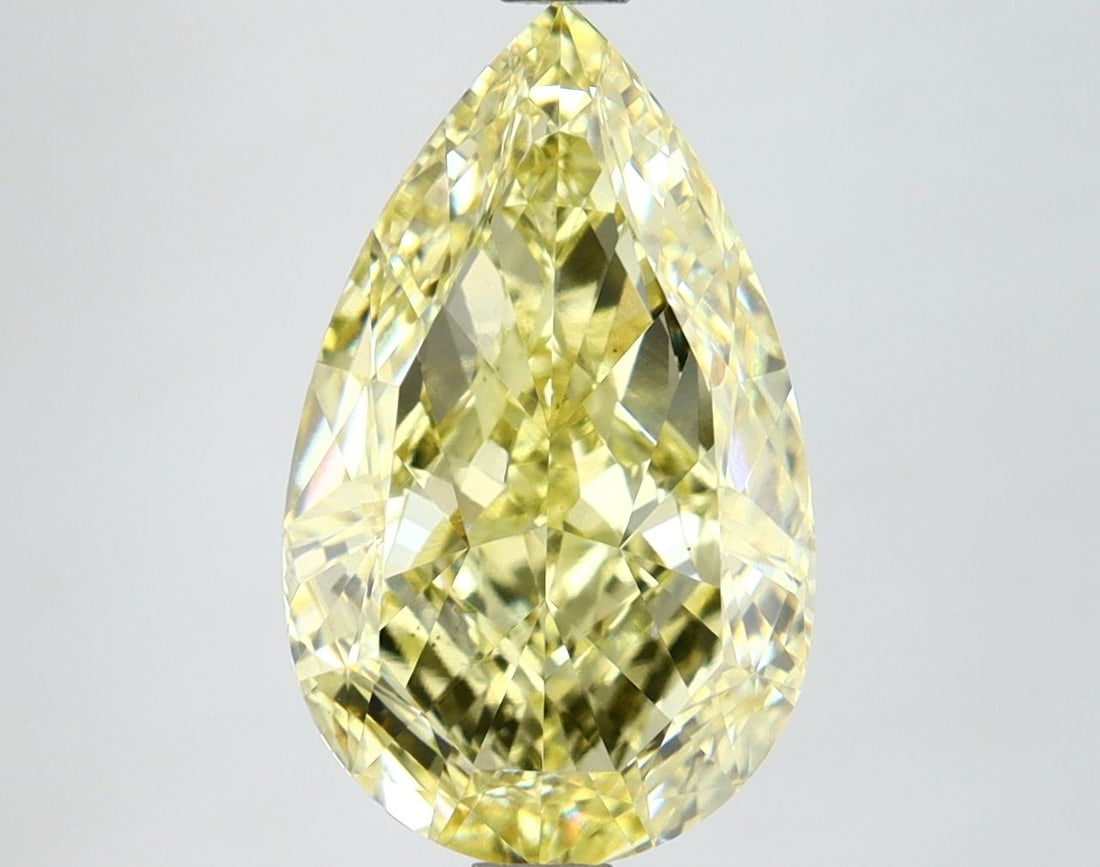 Loose Lab Diamond IGI Pear 3.77ct Fancy Intense Yellow VS1: Loose Lab Diamond IGI Pear 3.77ct Fancy Intense Yellow VS1 Loose lab-grown diamond weighing 3.77 carats, pear cut with fancy intense yellow color and VS1 clarity, certified by IGI, measuring 13.86L x