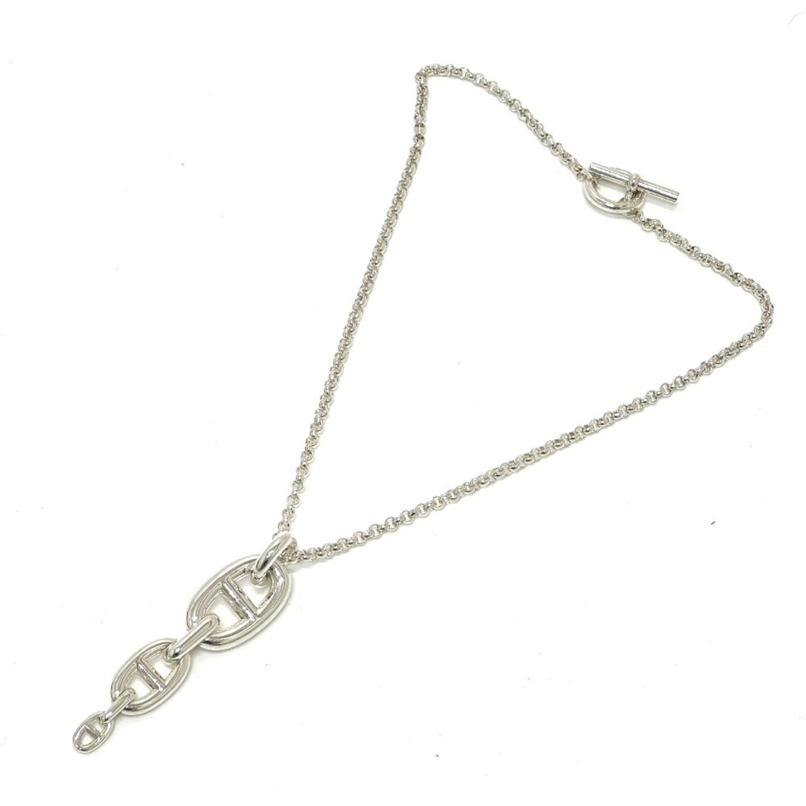 925 Hermes Silver: 925 Hermes Silver Hermes 925 silver necklace designed for women, with a 52 cm neck circumference and a pendant size of 20mm x 80mm, in mint used condition. Item Specifics: Brand: Hermes Necklace Type: