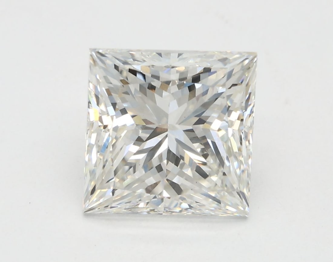 Loose Lab Diamond IGI Princess 3.02ct G VS1: Loose Lab Diamond IGI Princess 3.02ct G VS1 Loose lab-grown diamond, IGI certified, 3.02ct, Princess cut, G color, VS1 clarity, with excellent polish and symmetry, measures 7.77L x 7.66W x 5.82H. Item
