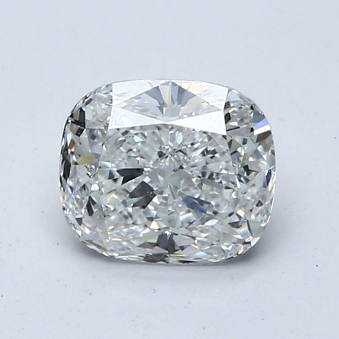 Loose Lab Diamond 1.57ct E VS1 - IGI Cushion Brilliant: Loose Lab Diamond 1.57ct E VS1 - IGI Cushion Brilliant This Loose Lab Diamond weighs 1.57ct, features a cushion brilliant cut, color E, and clarity VS1, with IGI certification and measurements of 8.66