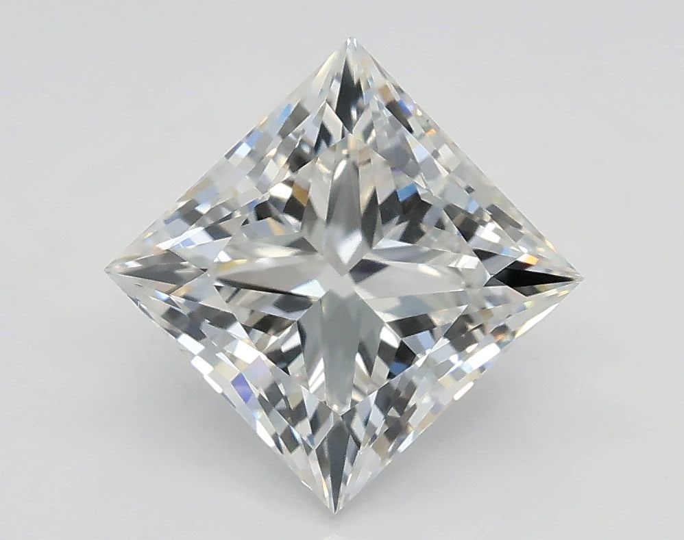 Loose Lab Diamond GIA Princess 2.01ct E VS1: Loose Lab Diamond GIA Princess 2.01ct E VS1 Loose lab-grown diamond weighing 2.01 ct, with a GIA certification, color grade E, clarity VS1, and excellent polish and symmetry. Measurements are 6.78L x