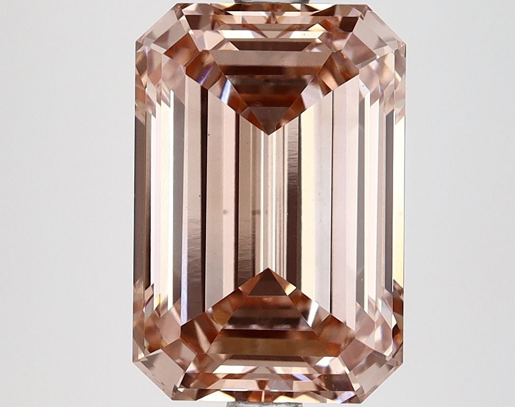Loose Lab Diamond IGI Emerald 4.02ct Fancy Intense Brownish Pink VS1: Loose Lab Diamond IGI Emerald 4.02ct Fancy Intense Brownish Pink VS1 Loose Lab Diamond IGI Emerald 4.02ct in Fancy Intense Brownish Pink color, VS1 clarity, with EX polish and symmetry. Certified by I