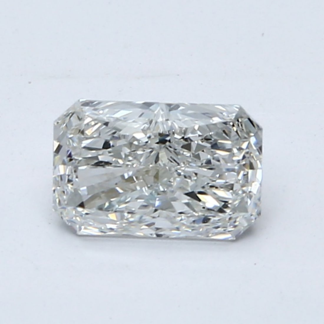 Loose Lab Diamond 3.02ct E VS1 - GIA Radiant: Loose Lab Diamond 3.02ct E VS1 - GIA Radiant This 3.02ct loose lab diamond is certified by GIA with E color and VS1 clarity in a radiant cut. It measures 9.82mm x 7.01mm x 4.85mm. Item Specifics: Sour