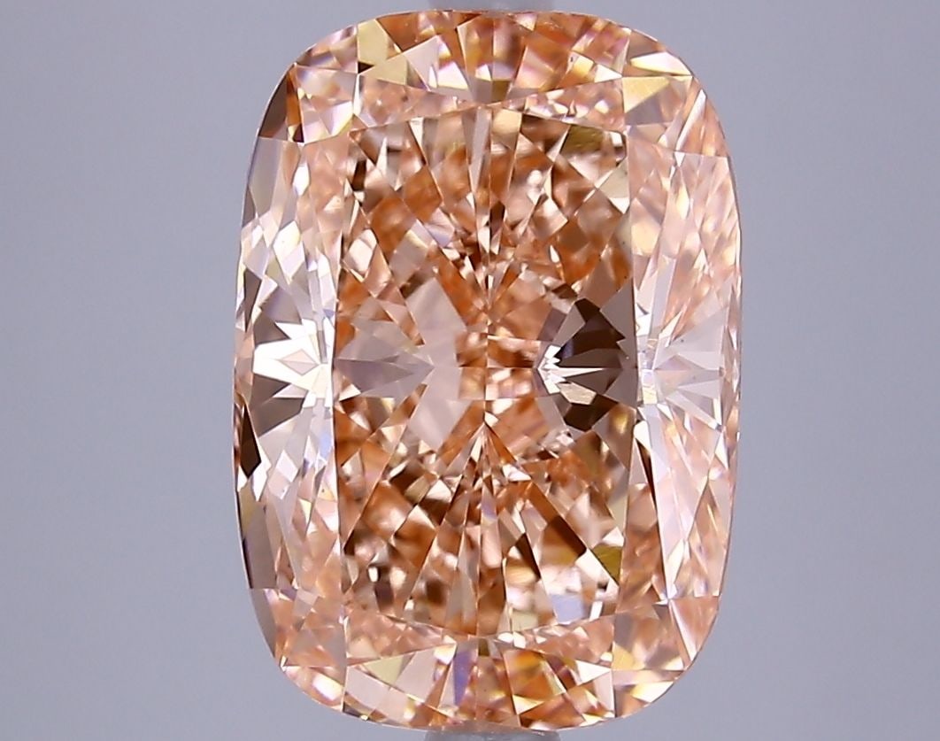 Loose Lab Diamond IGI Cushion Brilliant 4.3ct Fancy Vivid Pink VS1: Loose Lab Diamond IGI Cushion Brilliant 4.3ct Fancy Vivid Pink VS1 Loose lab-grown diamond of 4.3 carats, showcasing a fancy vivid pink color and VS1 clarity, certified by IGI. Dimensions are 11.86L x