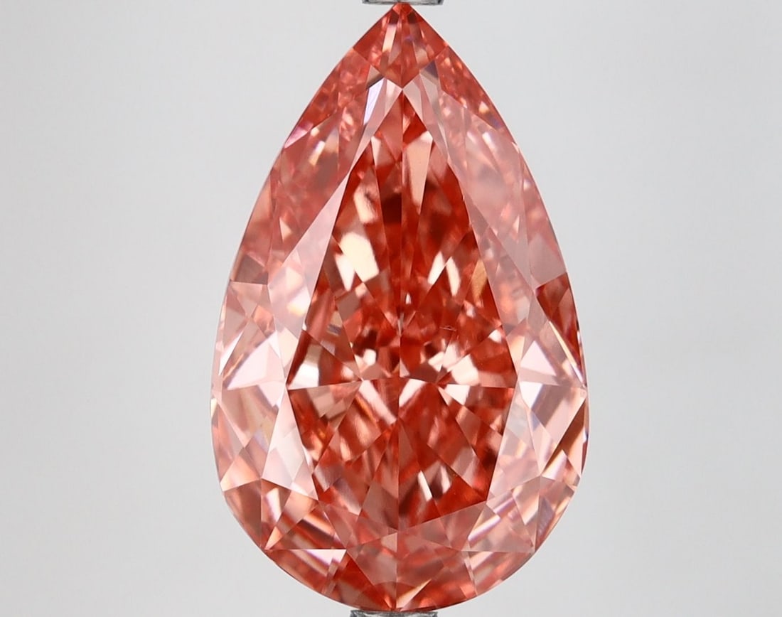Loose Lab Diamond IGI Pear 5.0ct Fancy Vivid Pink VS2: Loose Lab Diamond IGI Pear 5.0ct Fancy Vivid Pink VS2 Loose lab-grown IGI-certified diamond, 5.0ct pear cut, fancy vivid pink color, VS2 clarity, with excellent polish and symmetry, dimensions 14.92L