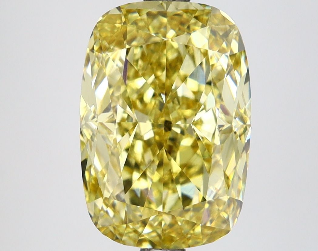 Loose Lab Diamond IGI Cushion Modified 4.39ct Fancy Vivid Yellow VS1: Loose Lab Diamond IGI Cushion Modified 4.39ct Fancy Vivid Yellow VS1 This loose lab diamond, weighing 4.39ct, is IGI-certified and features a cushion modified cut with a fancy vivid yellow color and c
