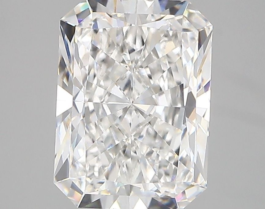 Loose Lab Diamond IGI Radiant 2.91ct F IF: Loose Lab Diamond IGI Radiant 2.91ct F IF Loose lab-grown diamond, 2.91ct, F color, IF clarity, certified by IGI, measuring 9.83L x 7.1W x 4.83H. Item Specifics: Source: This Is A Real Diamond Grown I