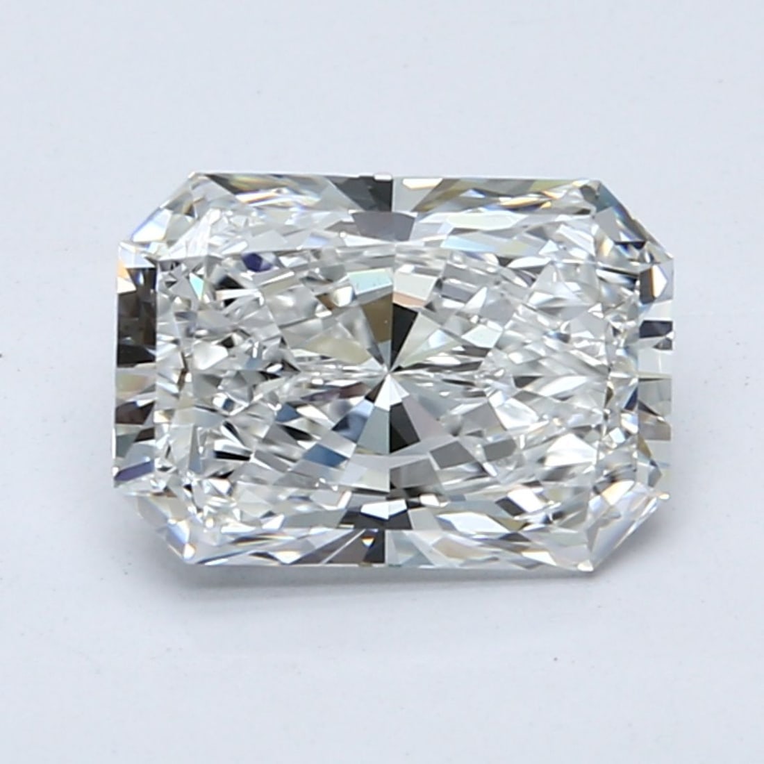 Loose Lab Diamond GIA Radiant 3.54ct F VVS2: Loose Lab Diamond GIA Radiant 3.54ct F VVS2 Loose Lab Diamond GIA Radiant 3.54ct F VVS2, with excellent polish and symmetry, measures 10.49L x 7.47W x 5.14H, certified by GIA. Item Specifics: Source: